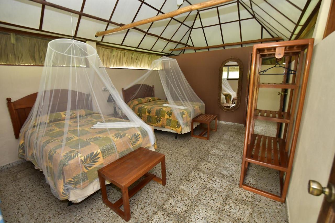 Hotel Tikal Inn Eksteriør billede